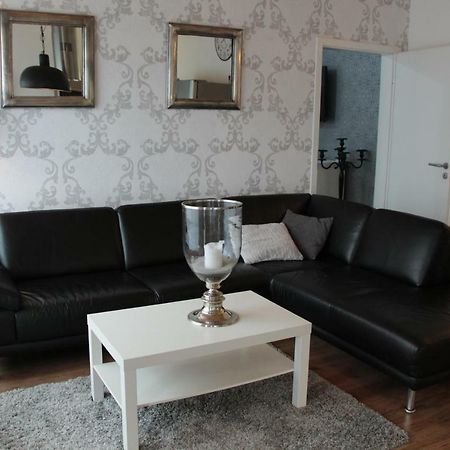 Modernes Und Gemuetliches Appartment Mit Terrasse, Stadtnah Ravensburg Dış mekan fotoğraf