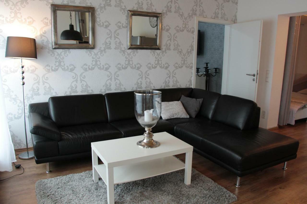 Modernes Und Gemuetliches Appartment Mit Terrasse, Stadtnah Ravensburg Dış mekan fotoğraf